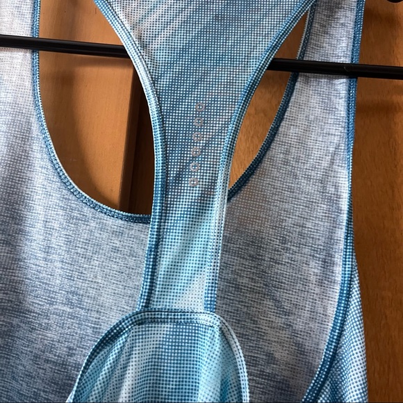 NIKE WORKOUT TOP - Picture 7 of 8